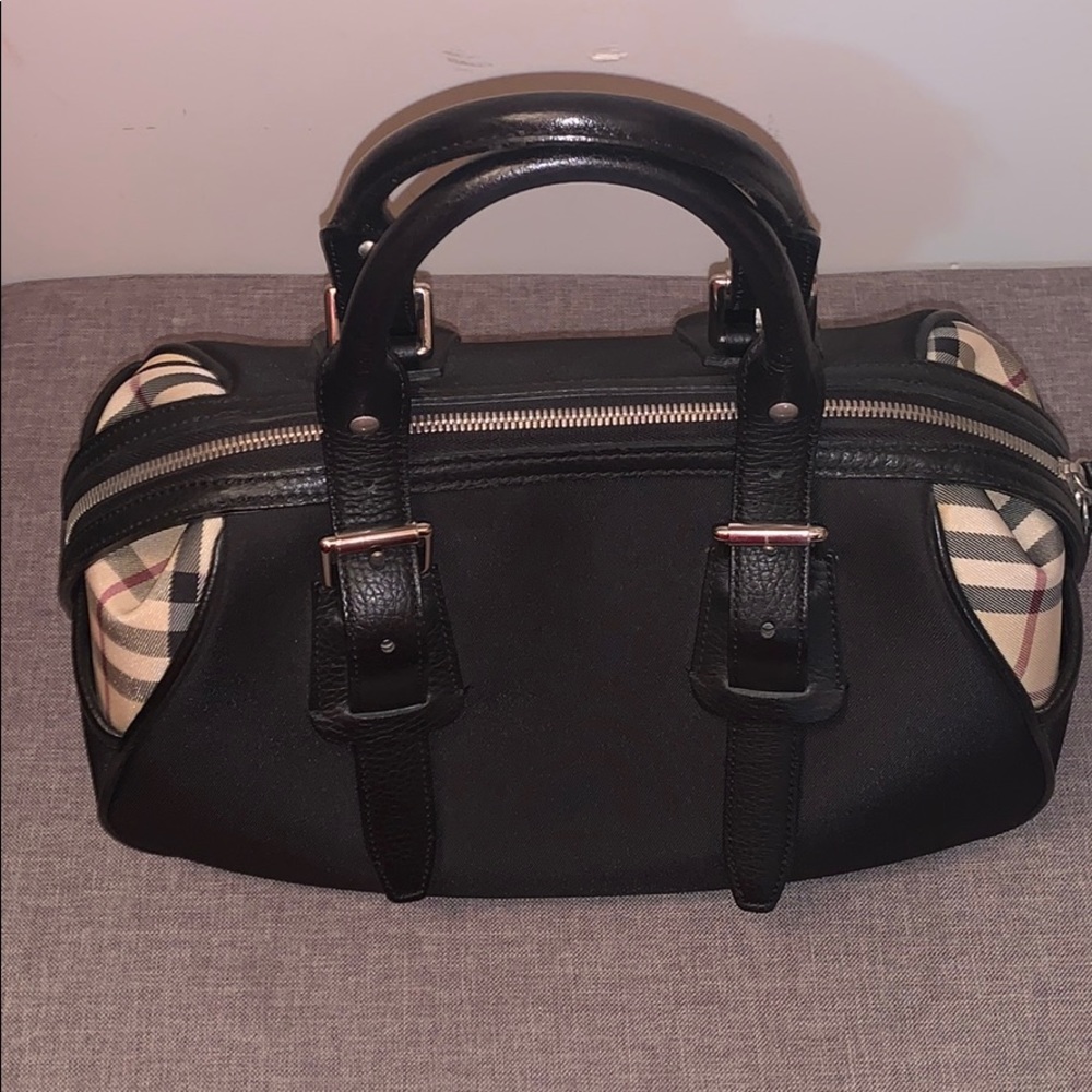 Burberry Boston handbag